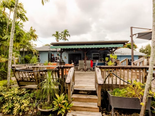 2-bedroom home for sale in Hollywood - 2533 Fillmore St - MondialRealty