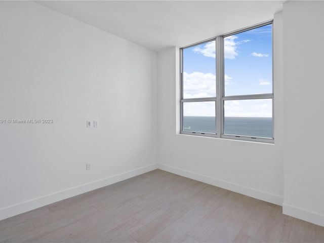 Apartment for sale  Unit #T4301//ROOFTOP PENTHOUSE - photo 4243588