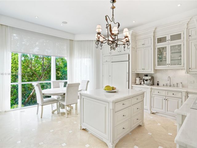 Home for sale at 16400 Collins Ave TH-5 - photo 4248513