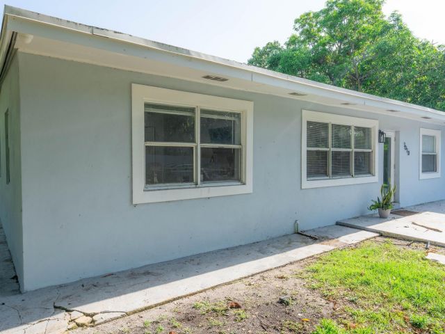 Home for sale at 1010 NW 134th Street - photo 4258269