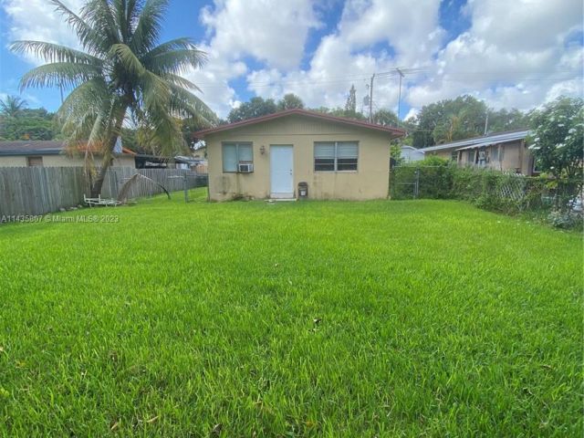 Home for sale at 1809 SW 22nd St - photo 4253276