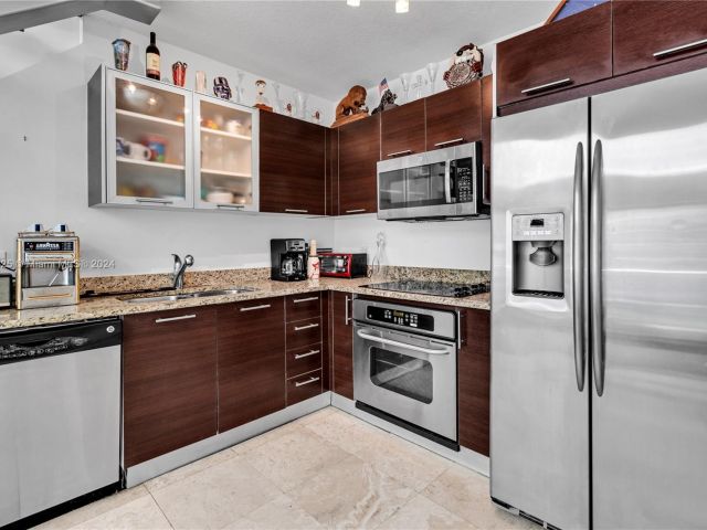 Apartment for sale  Unit # - photo 5505930