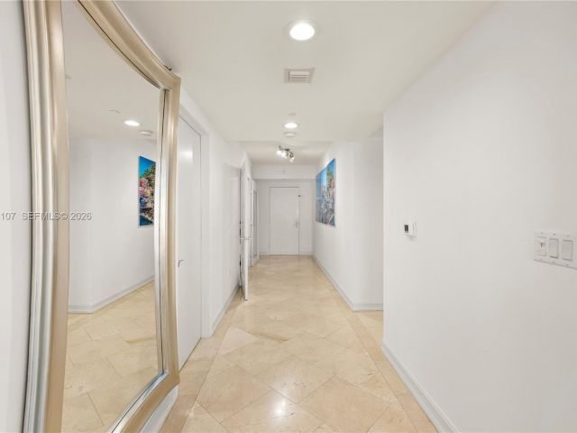 Apartment for sale  Unit #3301 - photo 6857002