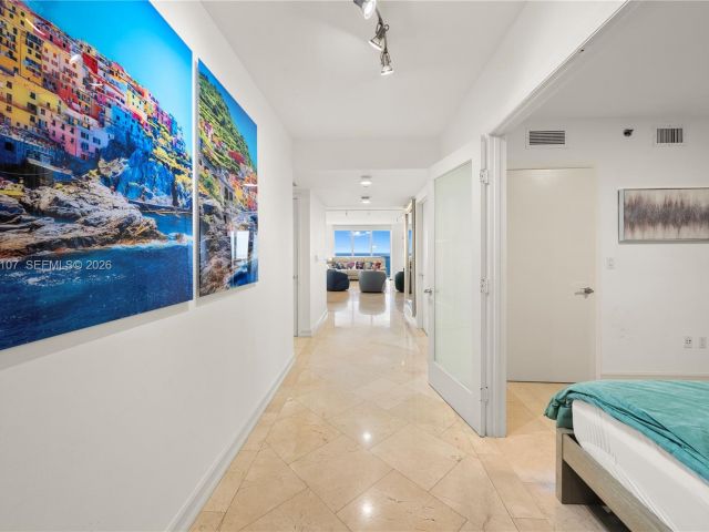 Apartment for sale  Unit #3301 - photo 6857003