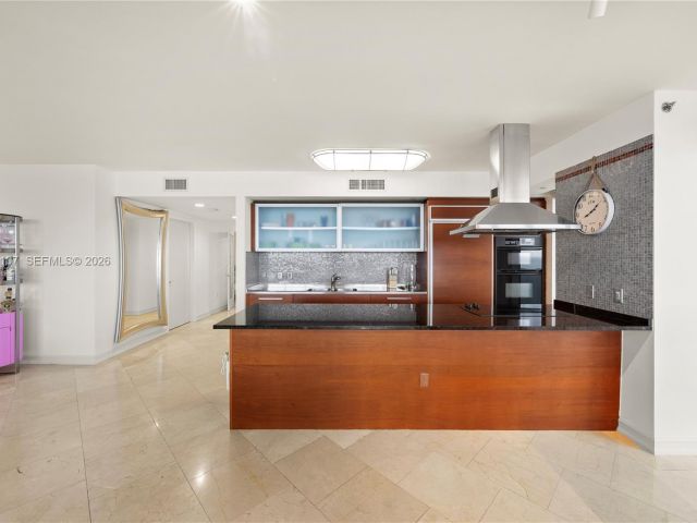 Apartment for sale  Unit #3301 - photo 6857004