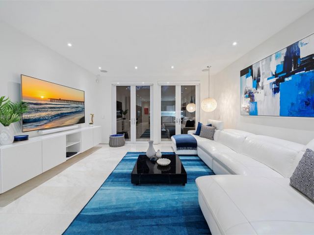 Home for sale at 7930 SW 52nd Ct - photo 7517785