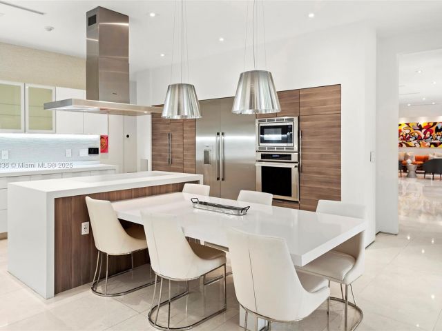 Home for sale at 7930 SW 52nd Ct - photo 7517797