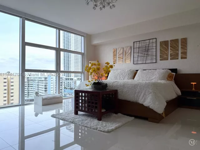 1-bedroom condo for rent in Hallandale Beach - 1830 S Ocean Dr 1107 - MondialRealty
