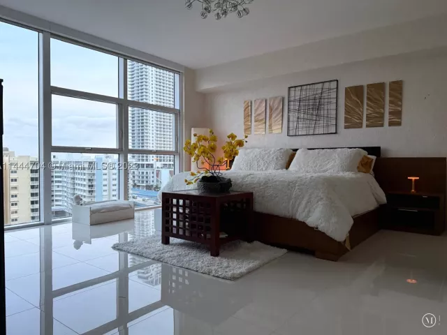 1-bedroom condo for rent in Hallandale Beach - 1830 S Ocean Dr 1107 - MondialRealty