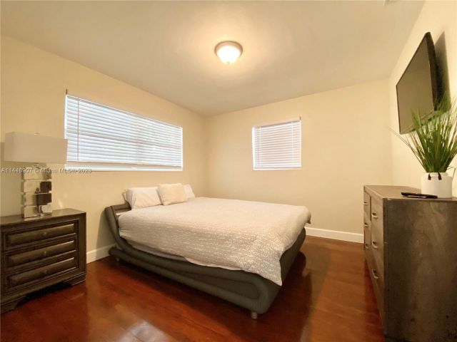 Home for rent at 3440 SW 20th St 0 - photo 4355018