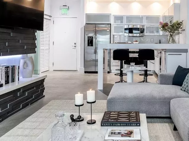 1-bedroom condo for rent in Miami - 2001 Biscayne Blvd 2104 - MondialRealty