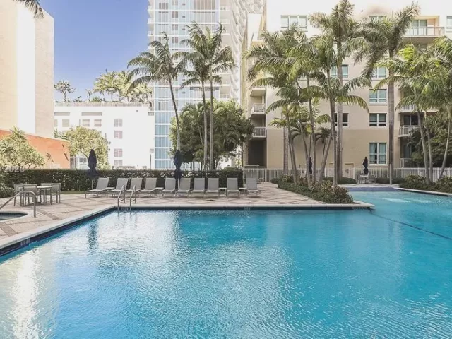 1-bedroom condo for rent in Miami - 2001 Biscayne Blvd 2104 - MondialRealty
