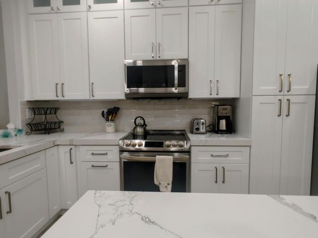 Home for rent at 65 SE 5th Avenue B - photo 4386721