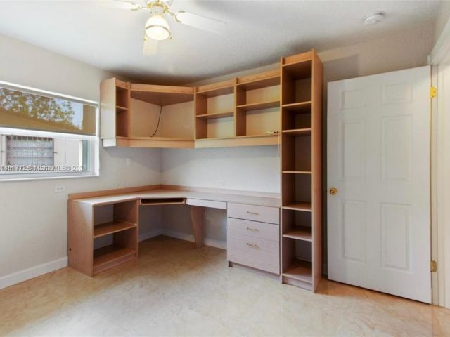 Home for sale at 7310 SW 35th St - photo 5492146