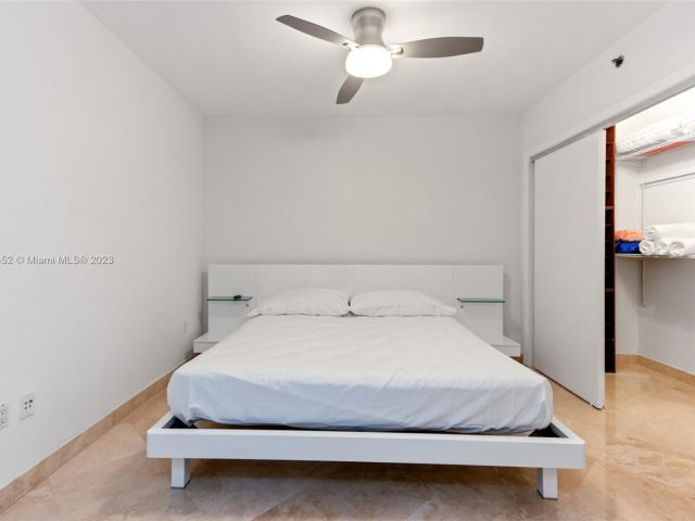 Apartment for rent  Unit #4209 - photo 4404239