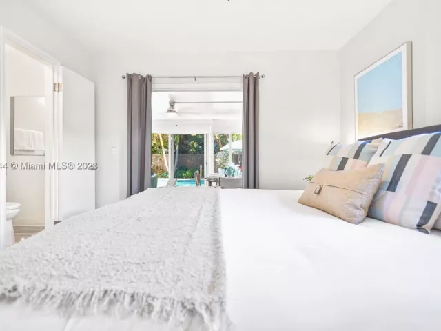 2-bedroom home for rent in Fort Lauderdale - 201 NE 16th Ct - MondialRealty
