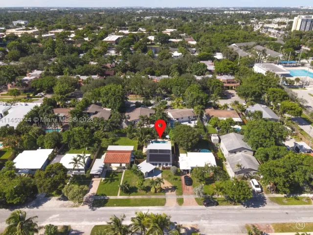 2-bedroom home for rent in Fort Lauderdale - 201 NE 16th Ct - MondialRealty
