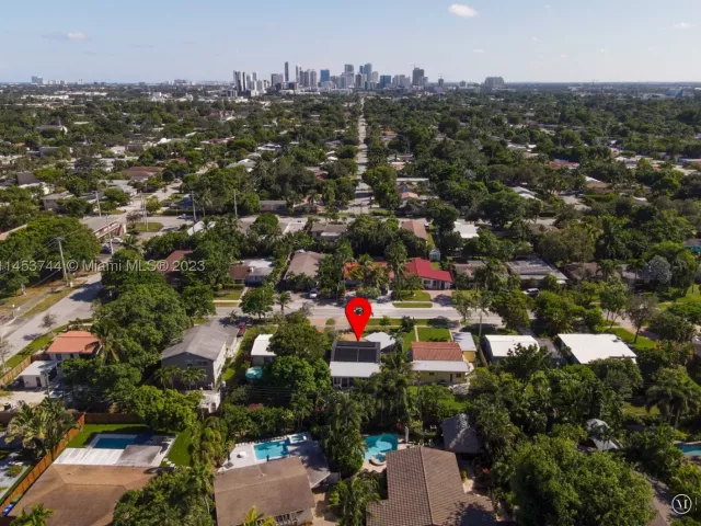 2-bedroom home for rent in Fort Lauderdale - 201 NE 16th Ct - MondialRealty