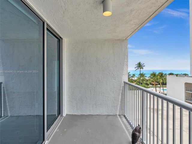 Apartment for sale  Unit #706 - photo 6517431