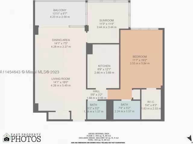 2-bedroom condo for sale in Miami Beach - 2655 Collins Ave 706 - MondialRealty