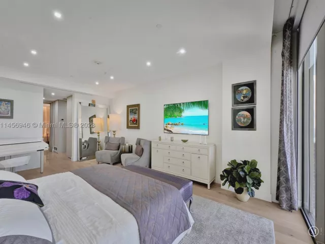 1-bedroom condo for rent in Bal Harbour -  - MondialRealty