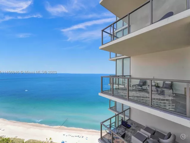 1-bedroom condo for rent in Bal Harbour -  - MondialRealty