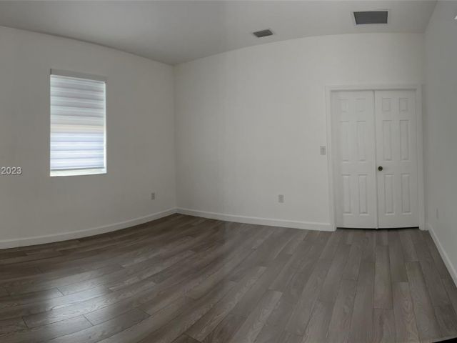 Home for rent at 17125 SW 92nd St 17125 - photo 4439621