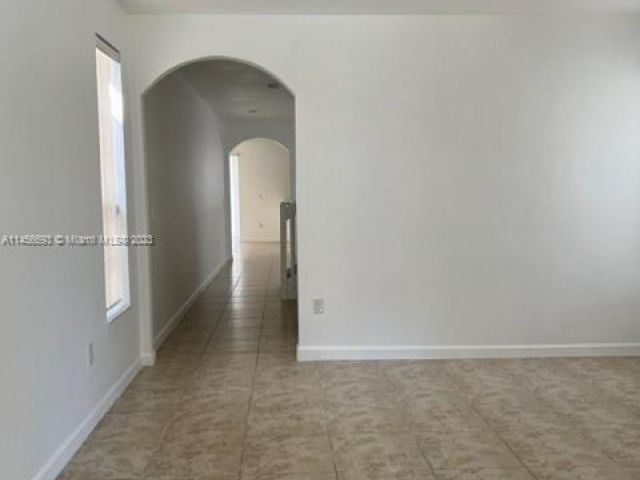 Home for rent at 17125 SW 92nd St 17125 - photo 4439633