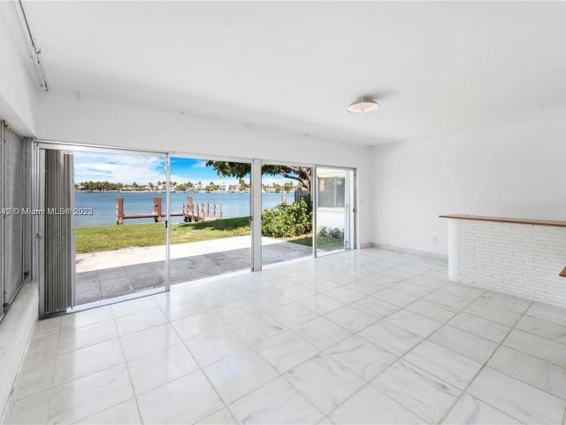Home for rent at 1275 N Biscayne Point Rd - photo 4530508