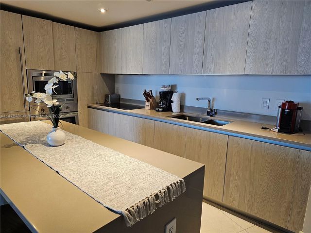 Apartment for sale  Unit #3608 - photo 6587288