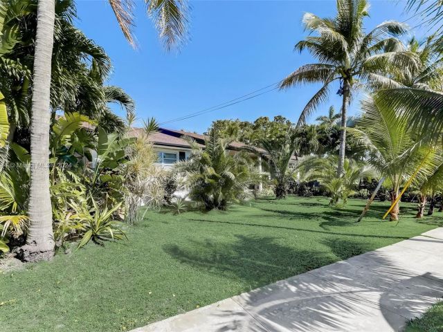 Home for sale at 295 N Biscayne River Dr - photo 4934803