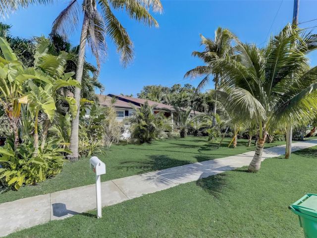 Home for sale at 295 N Biscayne River Dr - photo 4934804