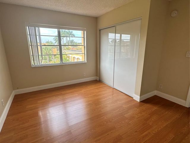 Home for rent at 17911 NW 68 AVE M209 - photo 4854592