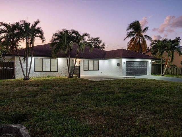 Home for sale at 2101 NW 14th Ave - photo 4654931
