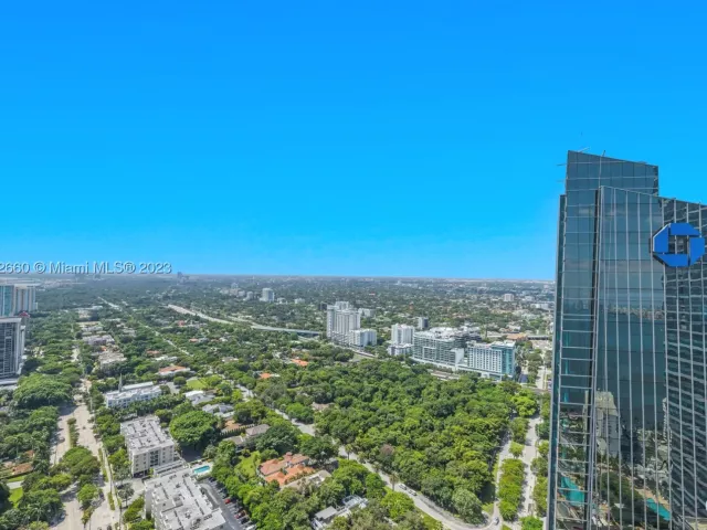 3-bedroom condo for sale in Miami - 1451 Brickell Ave 4403 - MondialRealty