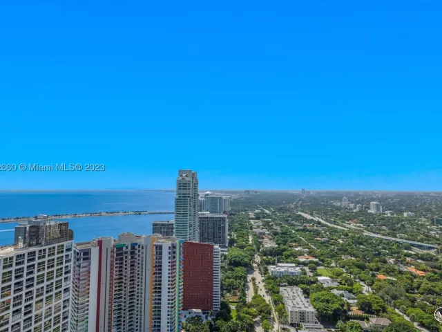3-bedroom condo for sale in Miami - 1451 Brickell Ave 4403 - MondialRealty