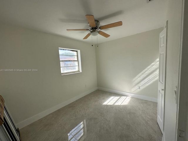 Home for rent at 1610 N 70th Ave 0 - photo 5333689
