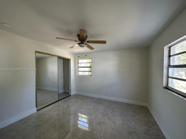 Home for rent at 1610 N 70th Ave 0 - photo 5333693