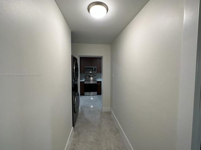 Home for rent at 1610 N 70th Ave 0 - photo 5333698