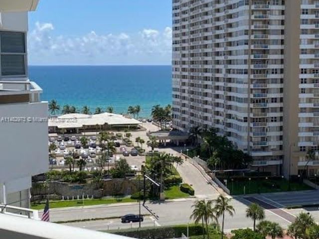 1-bedroom condo for sale in Hallandale Beach - 1965 S Ocean Dr 11C - MondialRealty