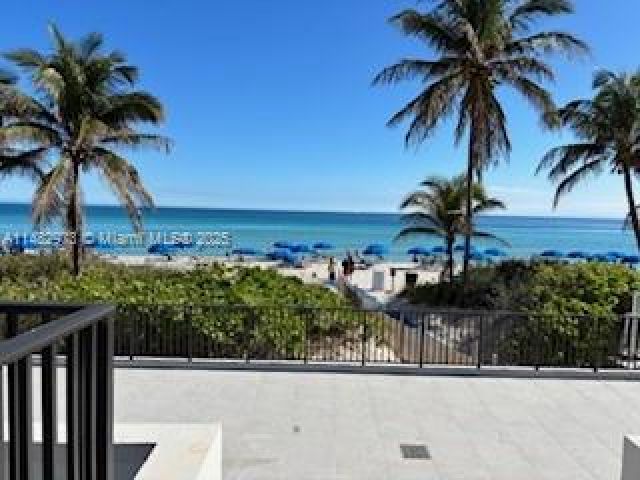 1-bedroom condo for sale in Hallandale Beach - 1965 S Ocean Dr 11C - MondialRealty
