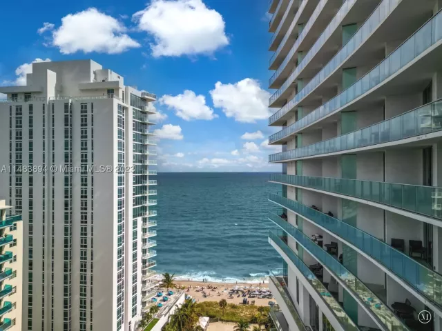 2-bedroom condo for rent in Hollywood - 4111 S Ocean Dr 1406 - MondialRealty