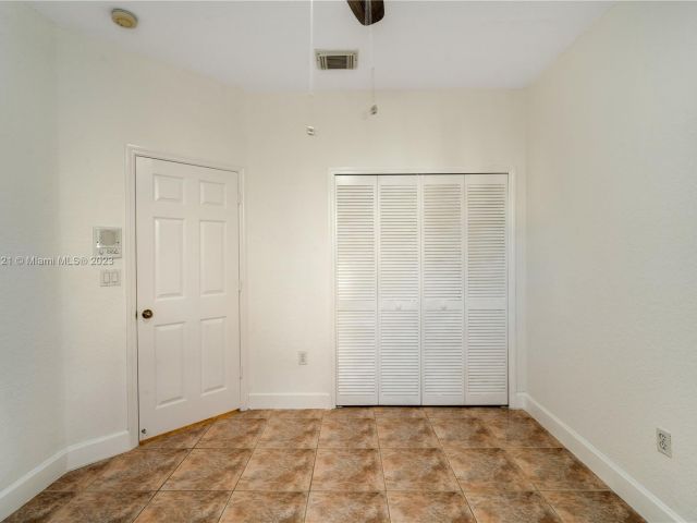 Home for rent at 15991 SW 150th St 0 - photo 4635997