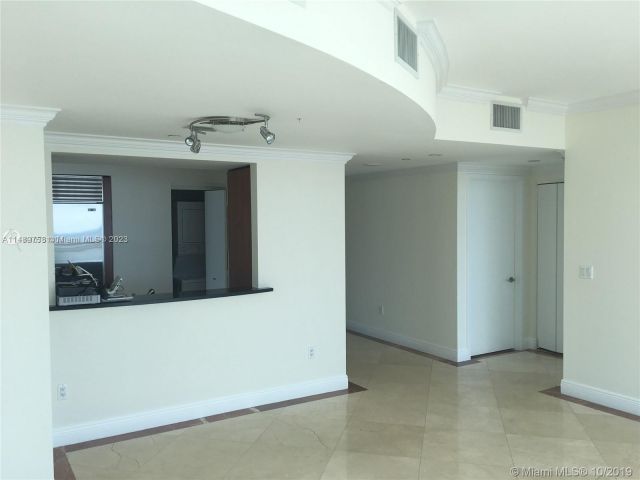 Apartment for sale  Unit #2508 - photo 4802812
