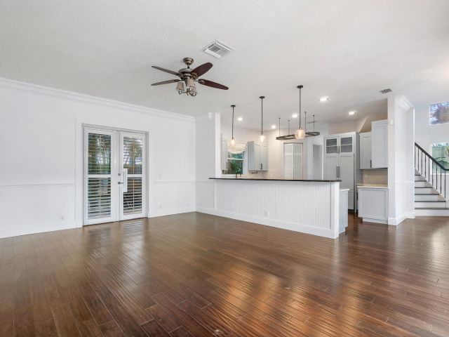 Home for sale at 1710 SW 2nd Avenue - photo 4731154