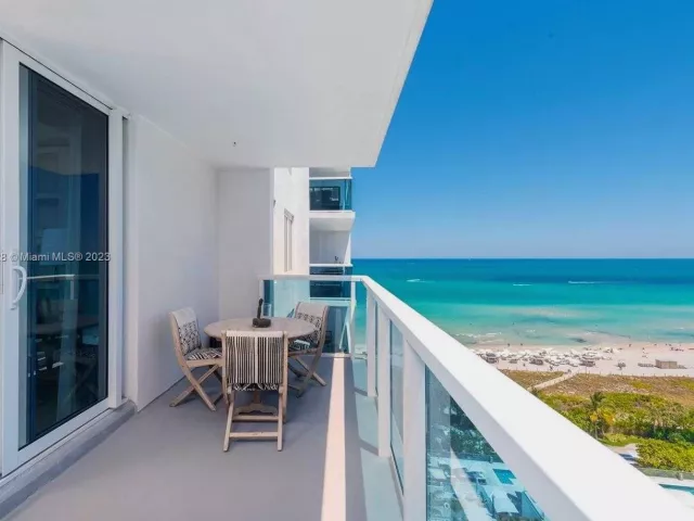 1-bedroom condo for rent in Miami Beach - 102 24th St 1412 - MondialRealty