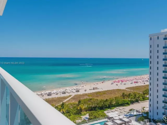 1-bedroom condo for rent in Miami Beach - 102 24th St 1412 - MondialRealty