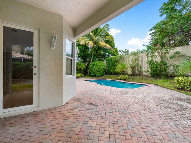 Home for sale at 1650 SW 2nd Avenue - photo 4731124