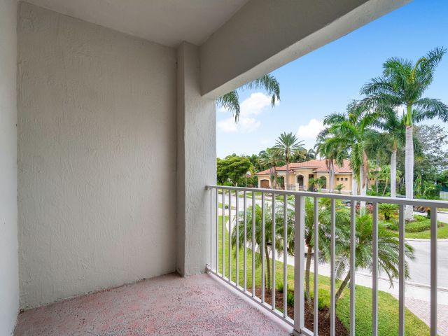 Home for sale at 1650 SW 2nd Avenue - photo 4731127