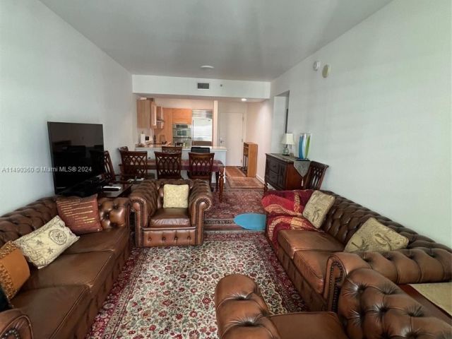 1-bedroom condo for sale in Miami - 218 SE 14th Street 1806 - MondialRealty
